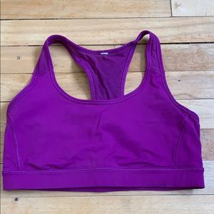 Lululemon sports bra
